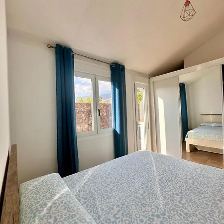 דירה Beautiful House With Mountain And Ocean View אדחה